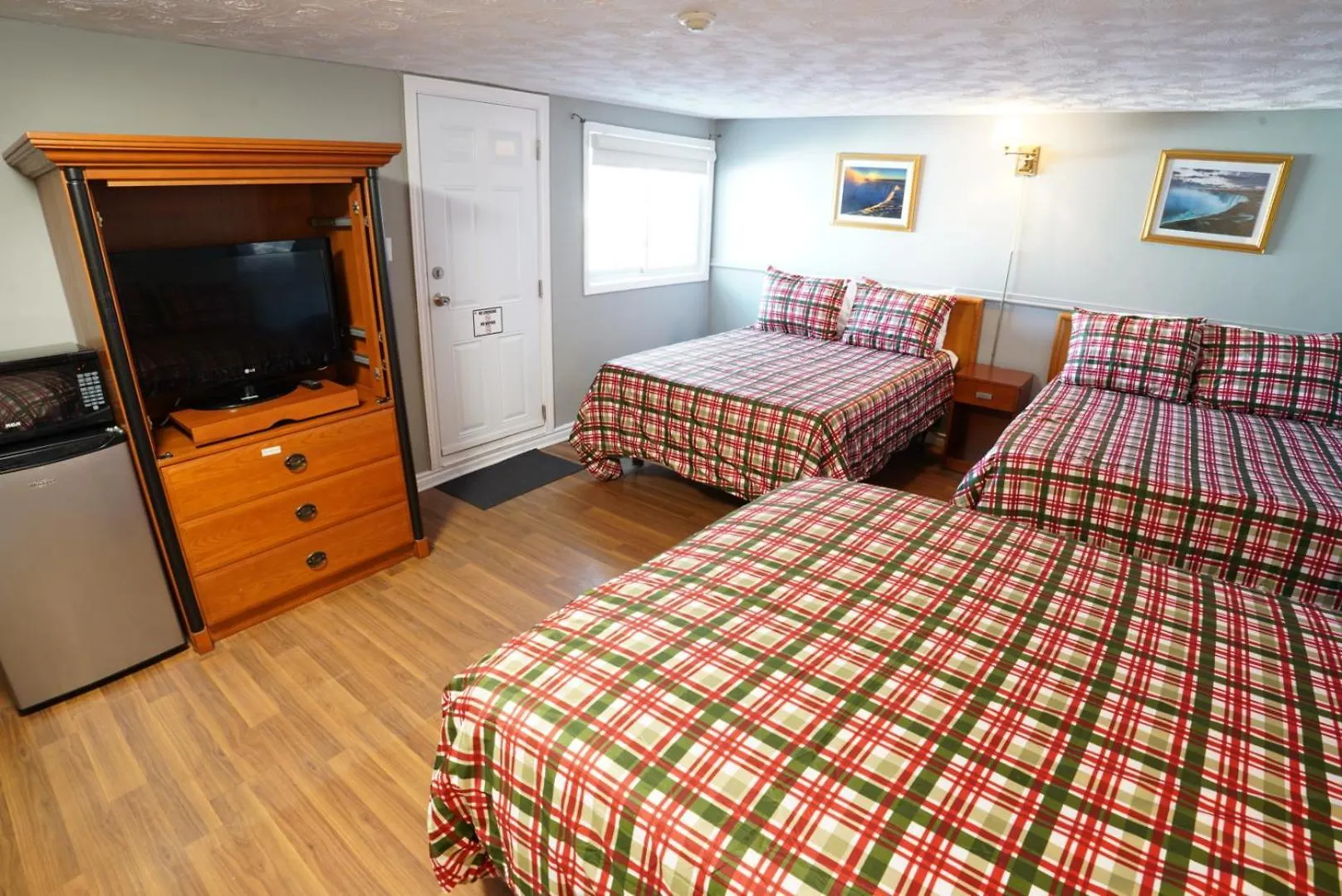 ** Motel Falcon Inn Niagara Falls Canada